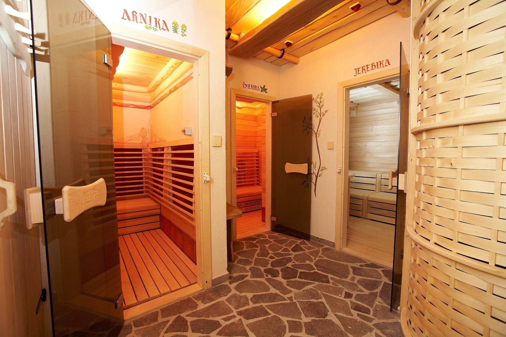 Hotel Planja Zreče Buitenkant foto